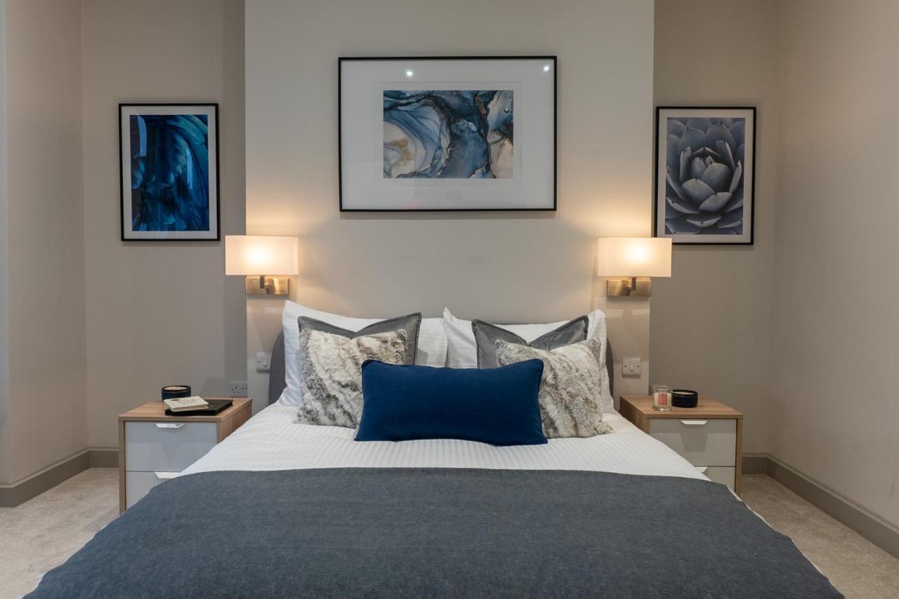 Spring Mount Huge Luxury Full Apartment- Harrogate Centre-Two Extremely Comfy Kingsize Bedrooms-Fully Equipped Modern Kitchen-Cosy Living Room With Huge Tv エクステリア 写真